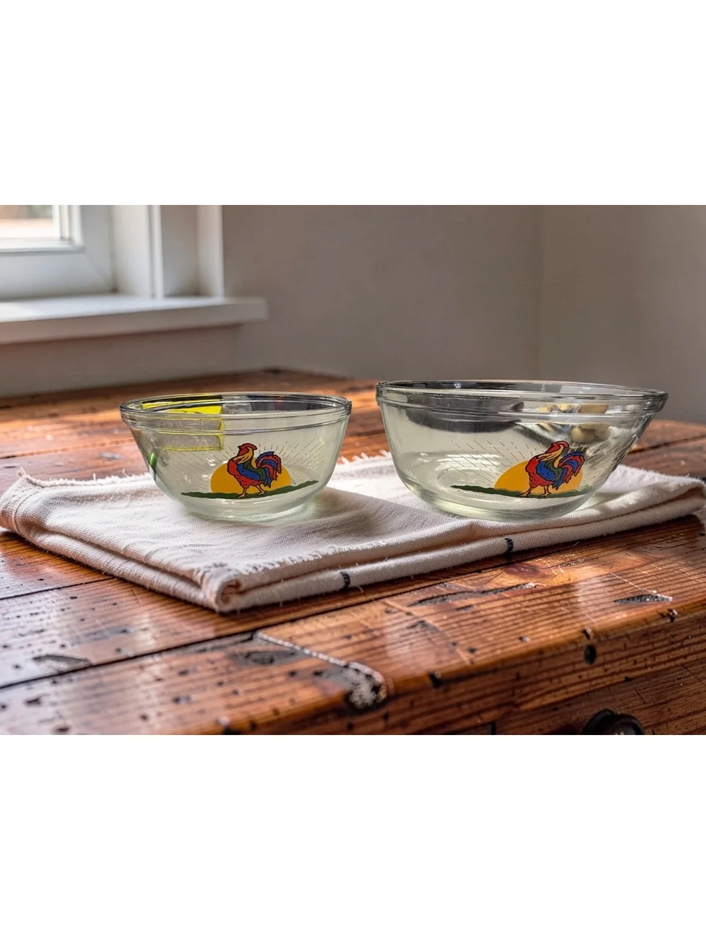 Vintage Anchor Hocking Rooster Mixing Bowls Set 1.5 & 2.5 Qt Clear Glass Sunrise